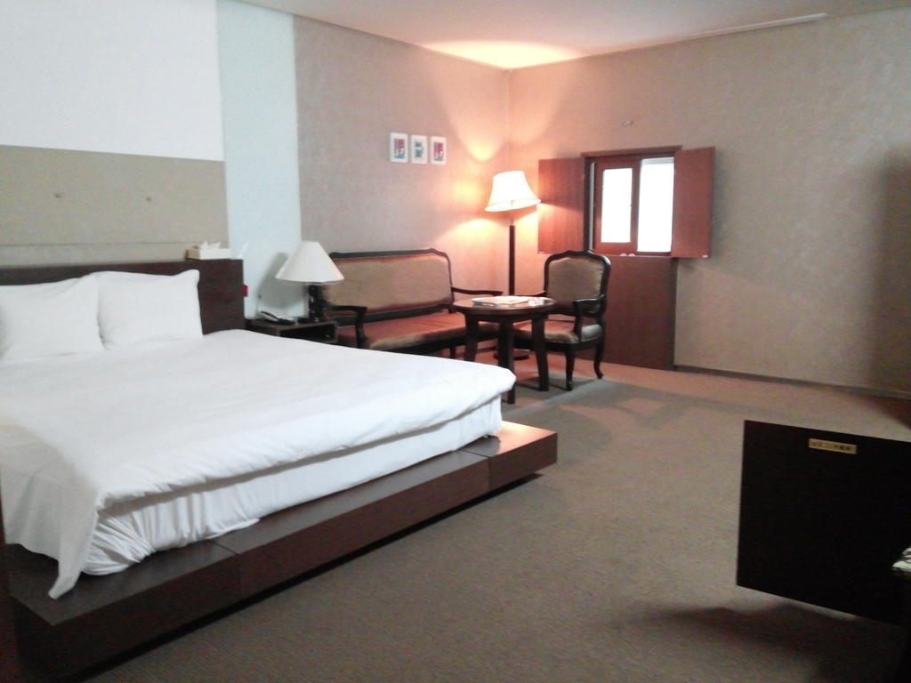 The Most Hotel Suwon Exterior foto
